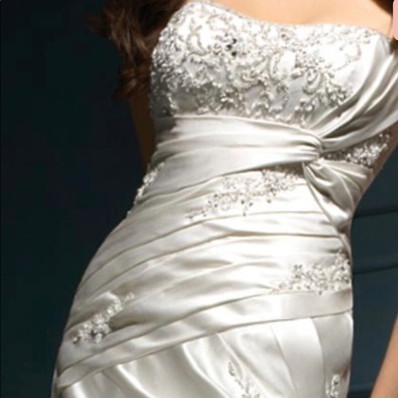 Alfred Angelo NWT Wedding Dress - Picture 2 of 16